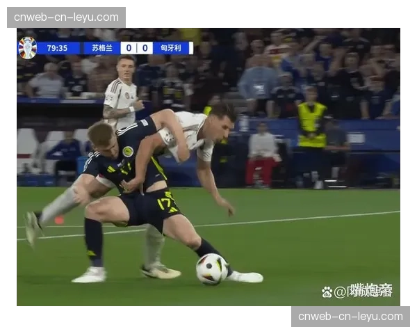 VAR争议再起：欧冠淘汰赛裁判标准是否亟待统一？